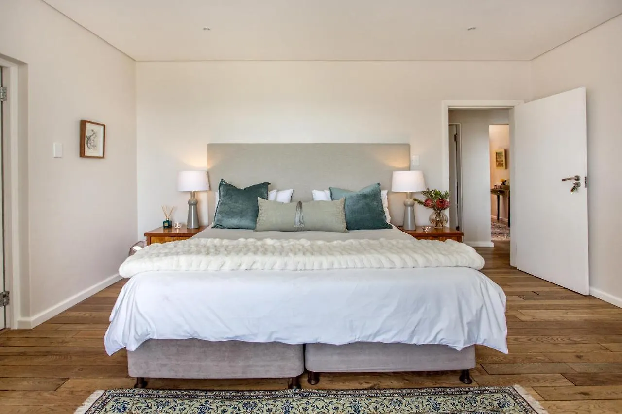 Guest house Far Horizons Camps Bay Hotel Cape Town