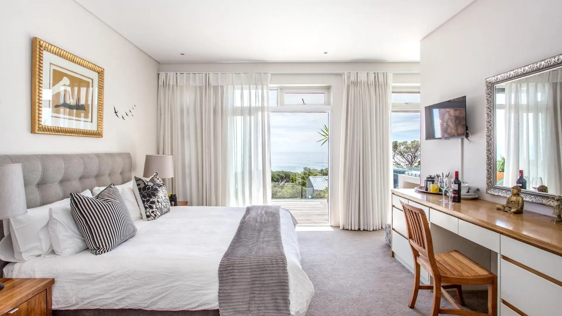 **** Guest house Far Horizons Camps Bay Hotel Cape Town South Africa
